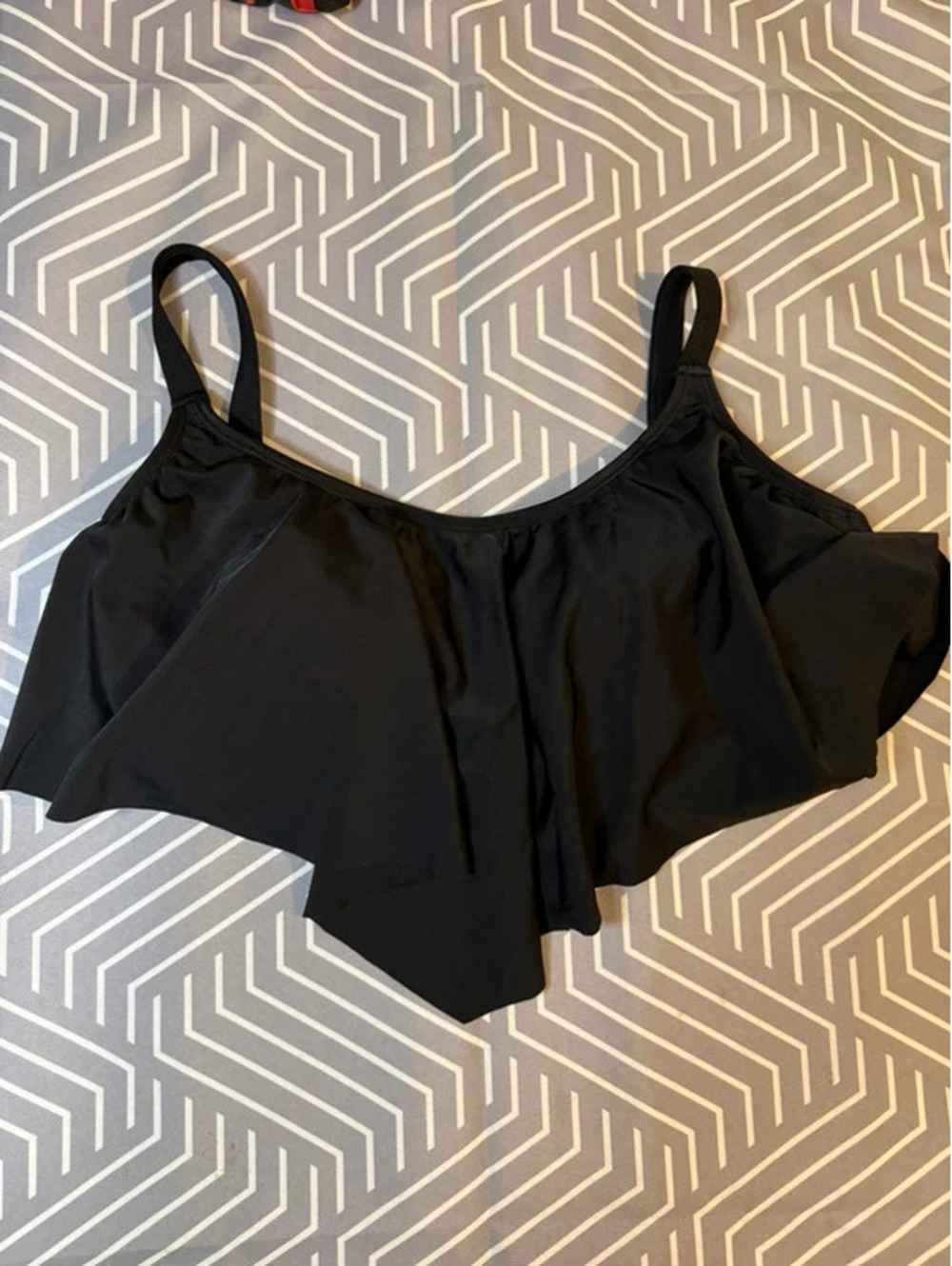 Torrid Black Flounce Ruffle Swim Top Size 00 NWOT